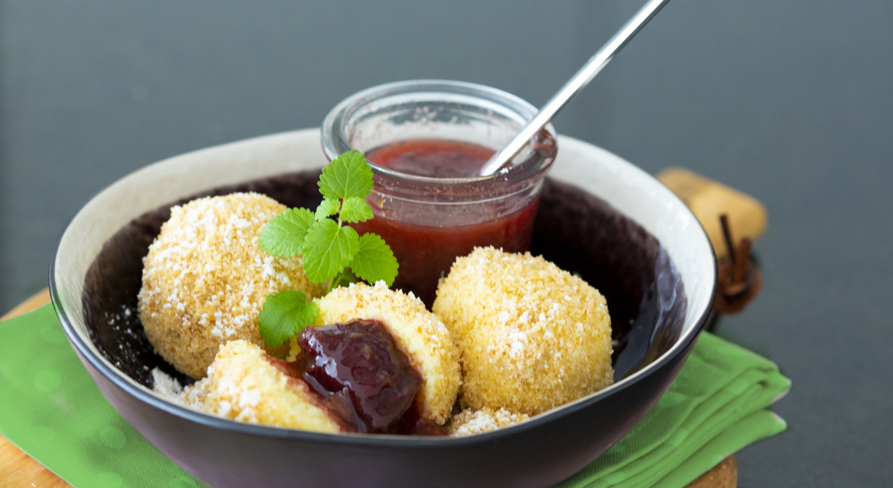 Topfenknödel mit efko Röster 